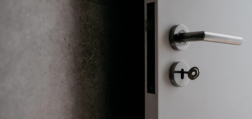 Front Door Handle Repair And Installation in Acton, CA